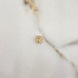 Dije Letra R 0.6gr / 0.7cm / 3D Lisa Oro Amarillo $