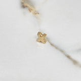 Dije Letra X 0.65gr / 0.7cm / 3D Lisa Oro Amarillo $