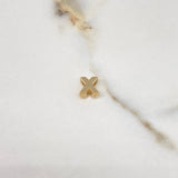 Dije Letra X 0.65gr / 0.7cm / 3D Lisa Oro Amarillo $