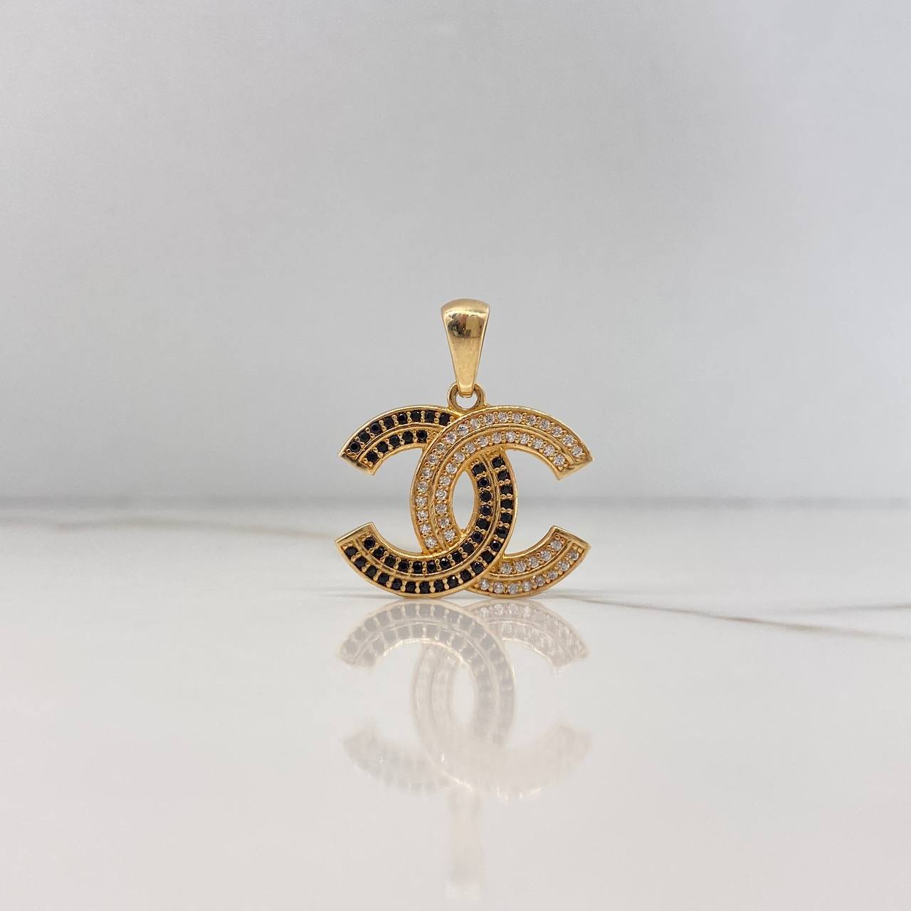 Dije Ola Cruzada 3.5gr / 2.5cm / Circones Blancos Negros Oro Amarillo $