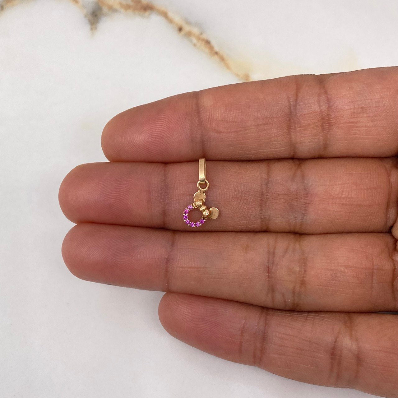 Dije Ratón 0.35gr / 1.5cm / Circones Fuscias Oro Rosa $