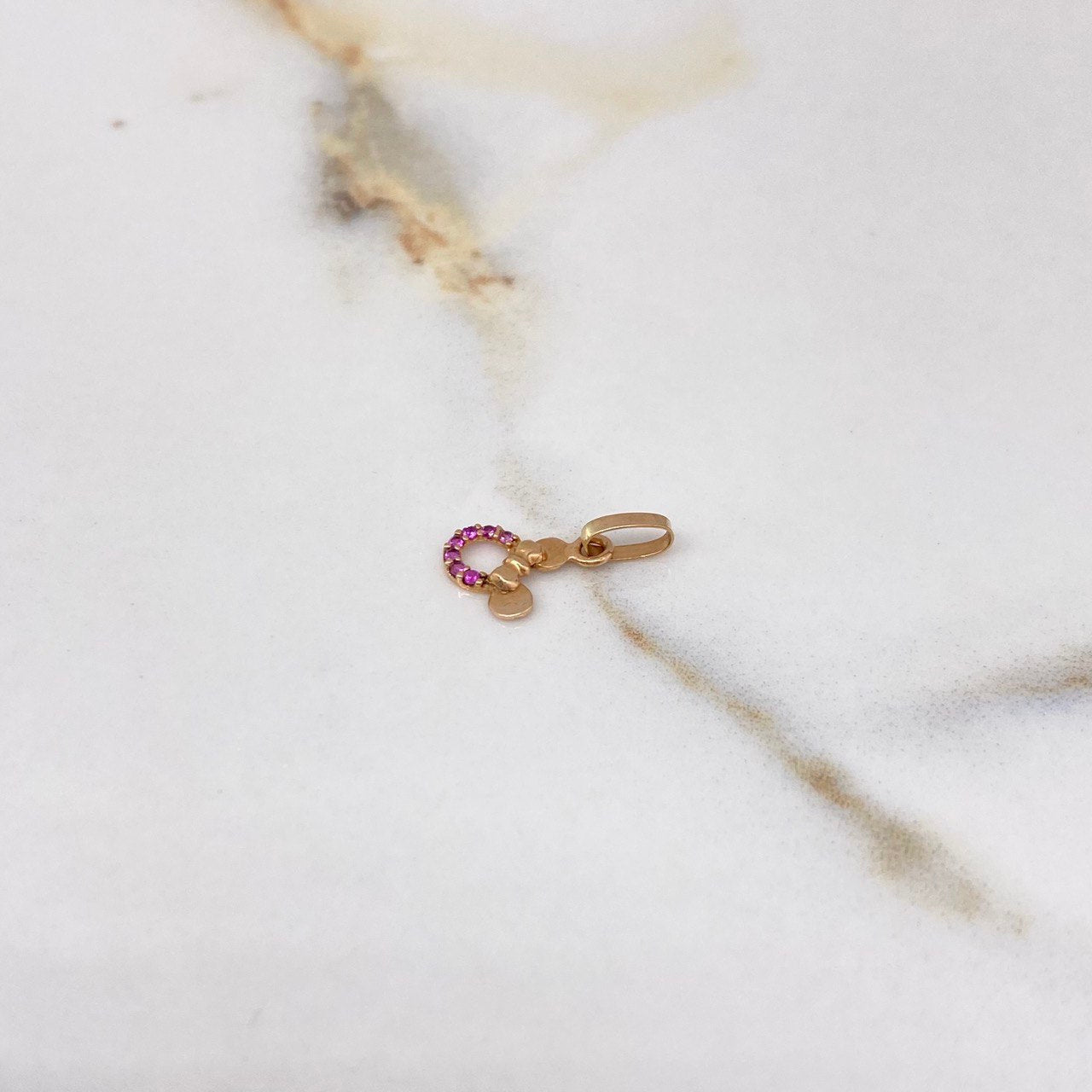 Dije Ratón 0.3gr / 1.5cm / Circones Fucsias Oro Rosa $