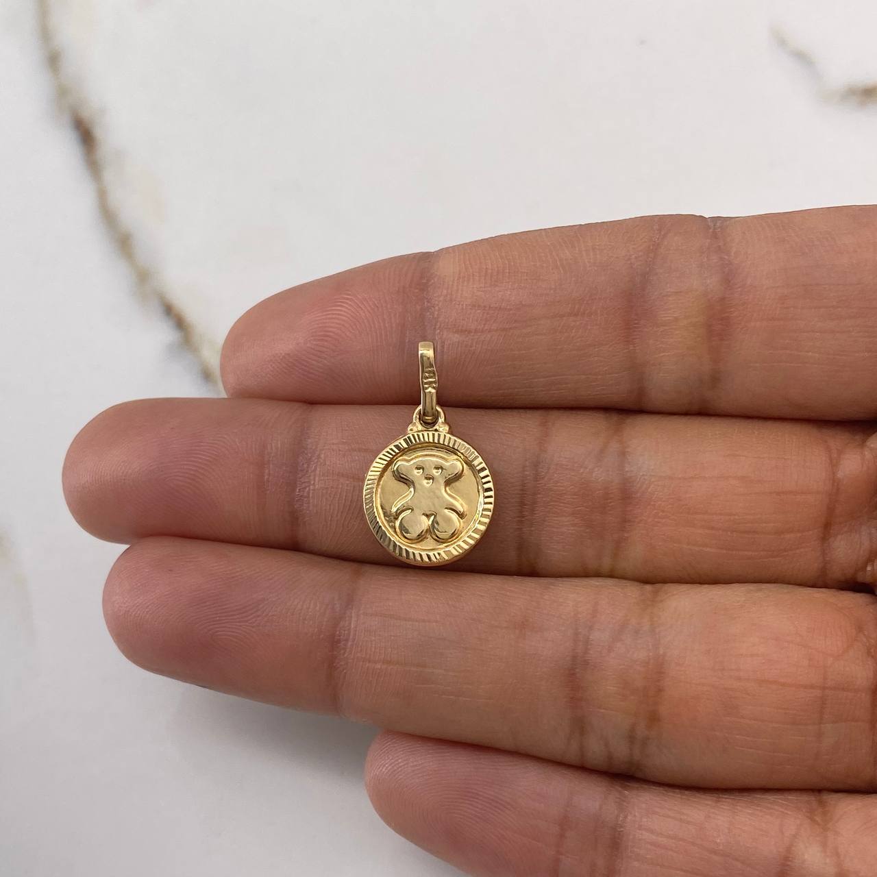 Dije Medalla Oso Ts1 0.9gr / 2cm / Oro Amarillo $