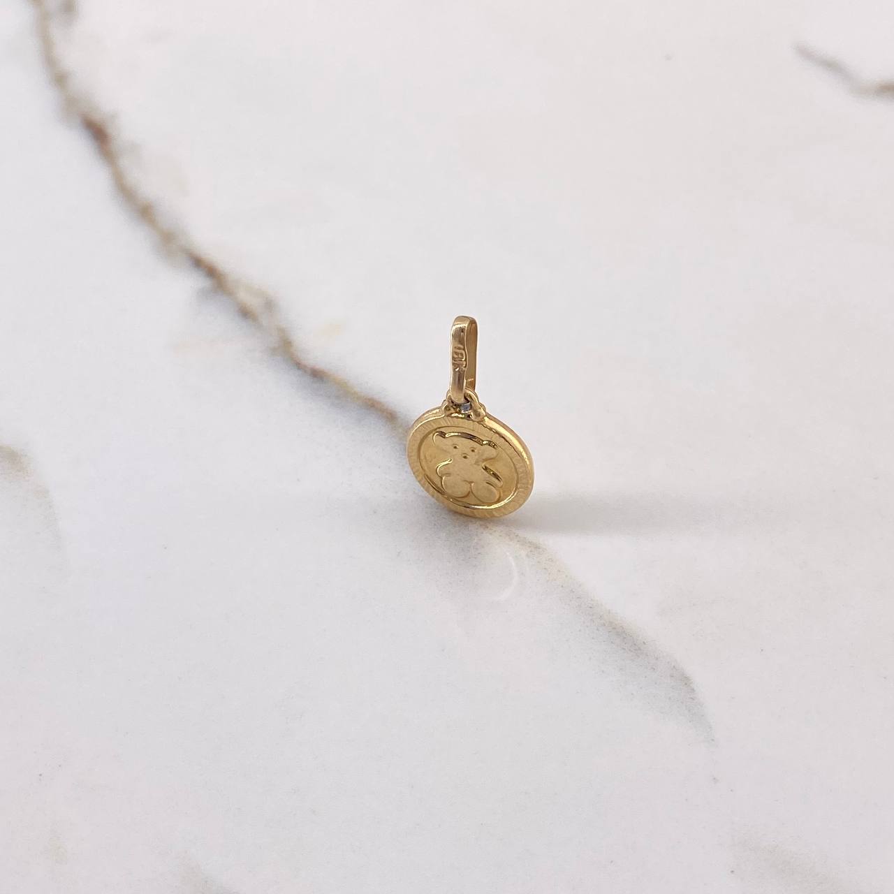 Dije Medalla Oso Ts0 0.95gr / 2cm / Oro Amarillo $