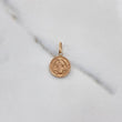 Dije San Benito 0.95gr / 2.3cm / Plano Troquelado Oro Rosa $