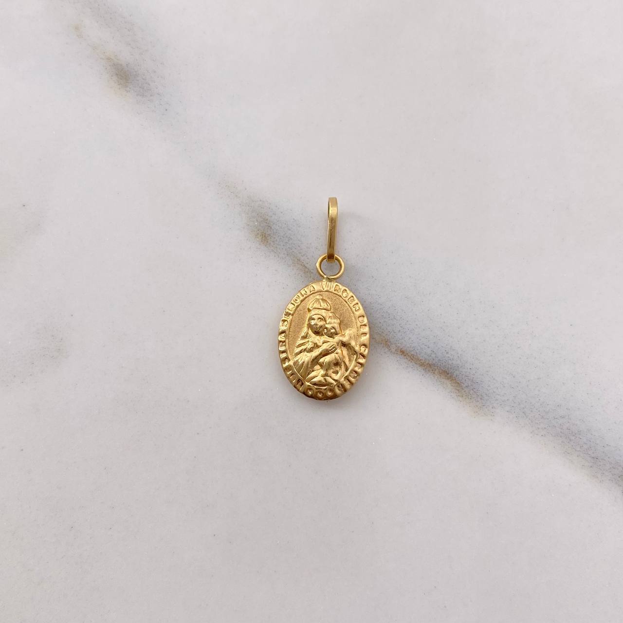 Dije Virgen del Carmen 0.45gr / 2cm / Troquelado Oro Amarillo $