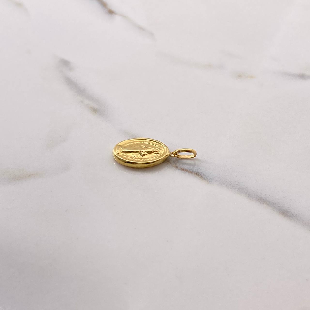 Dije Virgen Milagrosa 1.3gr / 2.5cm / Troquelado Oro Amarillo $