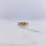 Anillo Rustico Linea 3.2gr / T6 1/2 / Circones Blancos  Oro Amarillo $