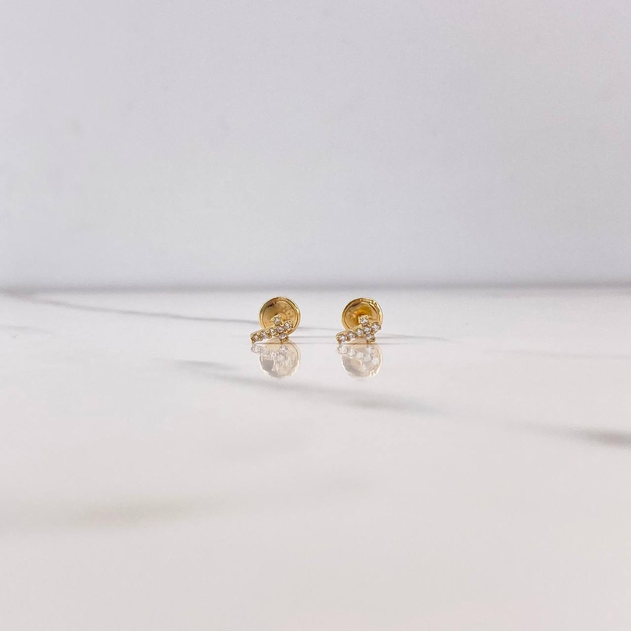 Topos Cruz 0.65gr / 6mm / Circones Blancos Oro Amarillo $