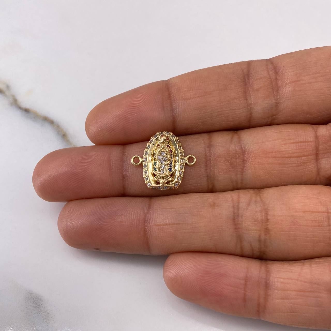 Herraje Virgen de Guadalupe 1.75gr / 1.5cm / Circones Colores Oro Amarillo $
