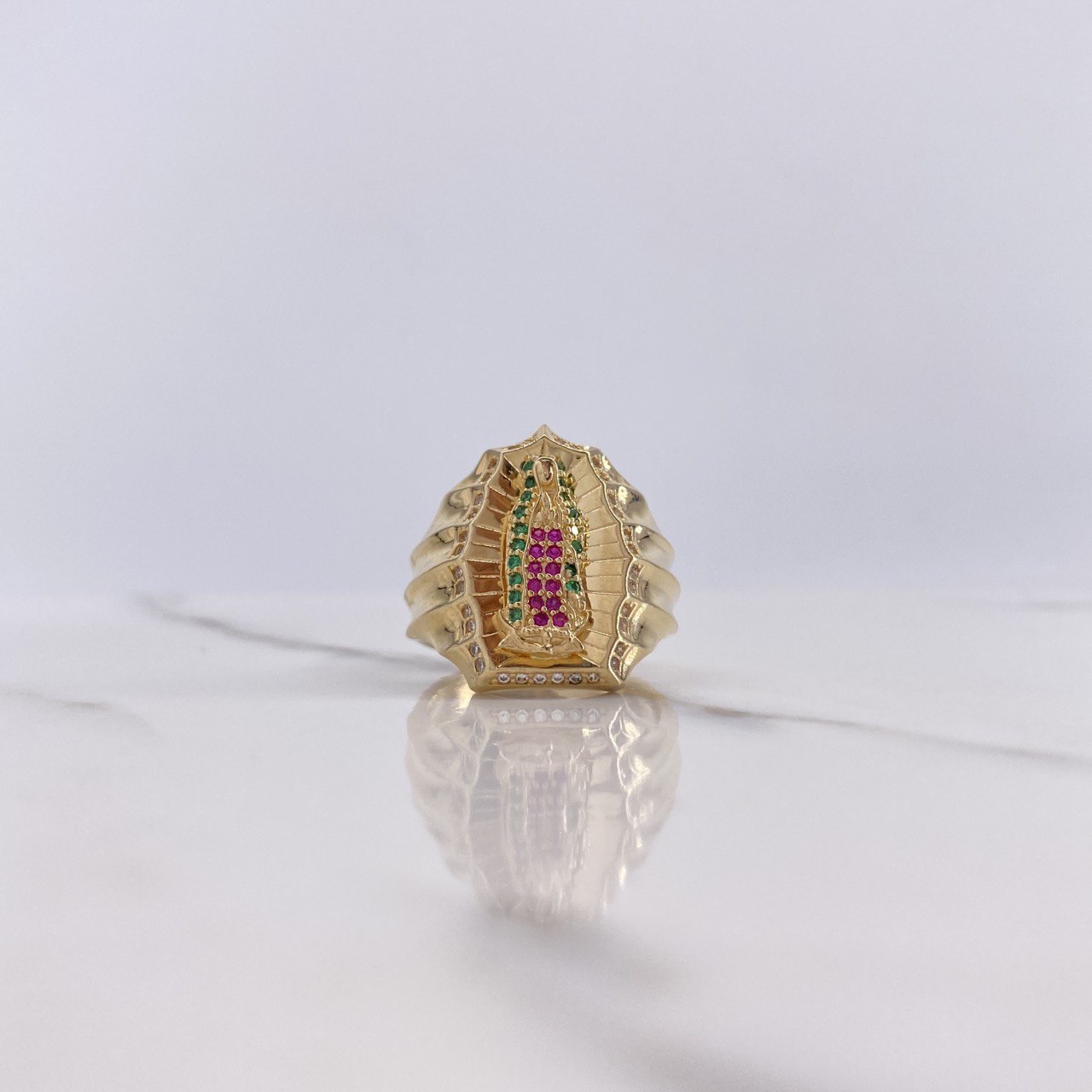 Anillo Virgen de Guadalupe Silueta 8.45gr / T8 / Circones Blancos Verdes Fucsias Oro Amarillo $