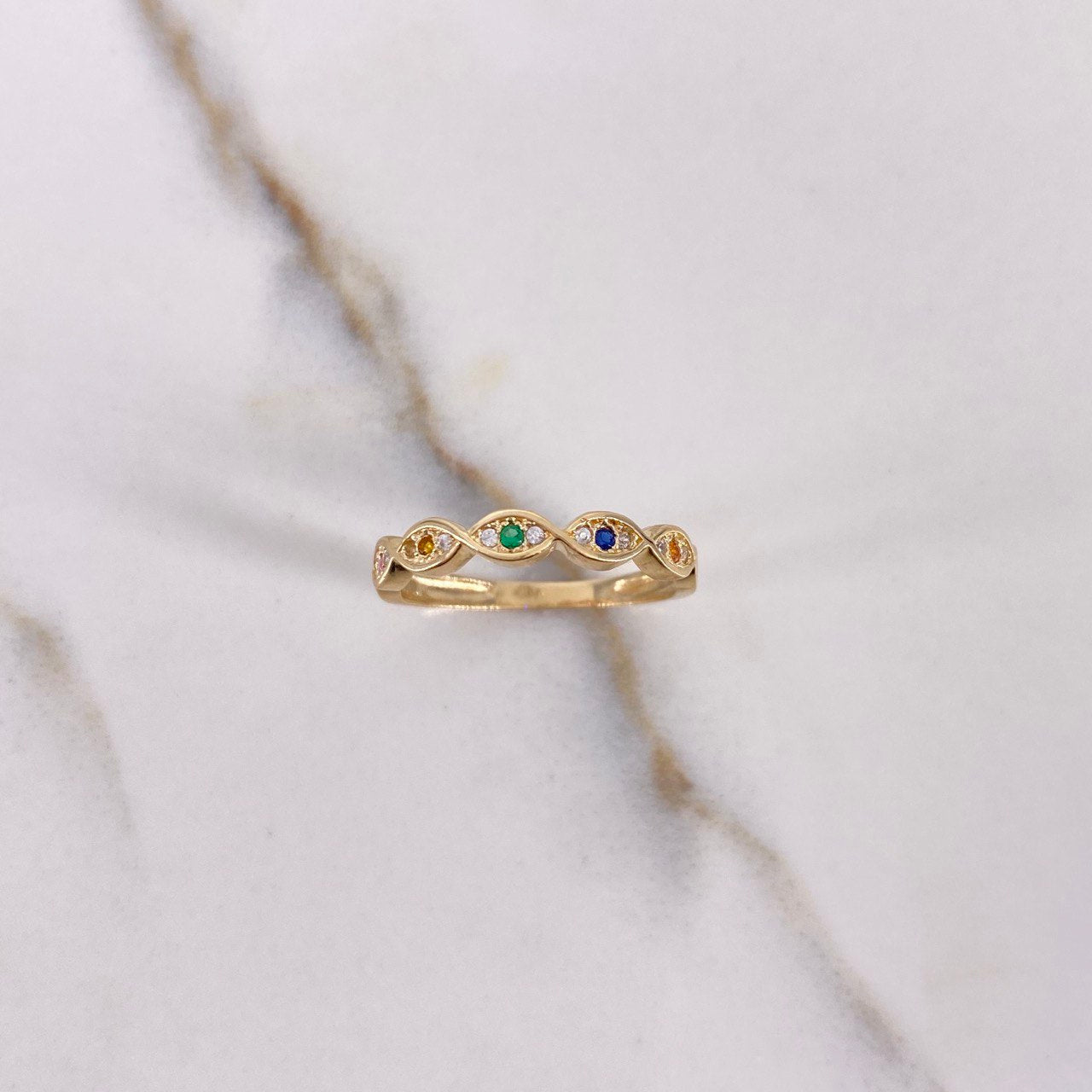 Anillo Ojos 1.9gr / T6 1/4 / Circones Colores Oro Amarillo $