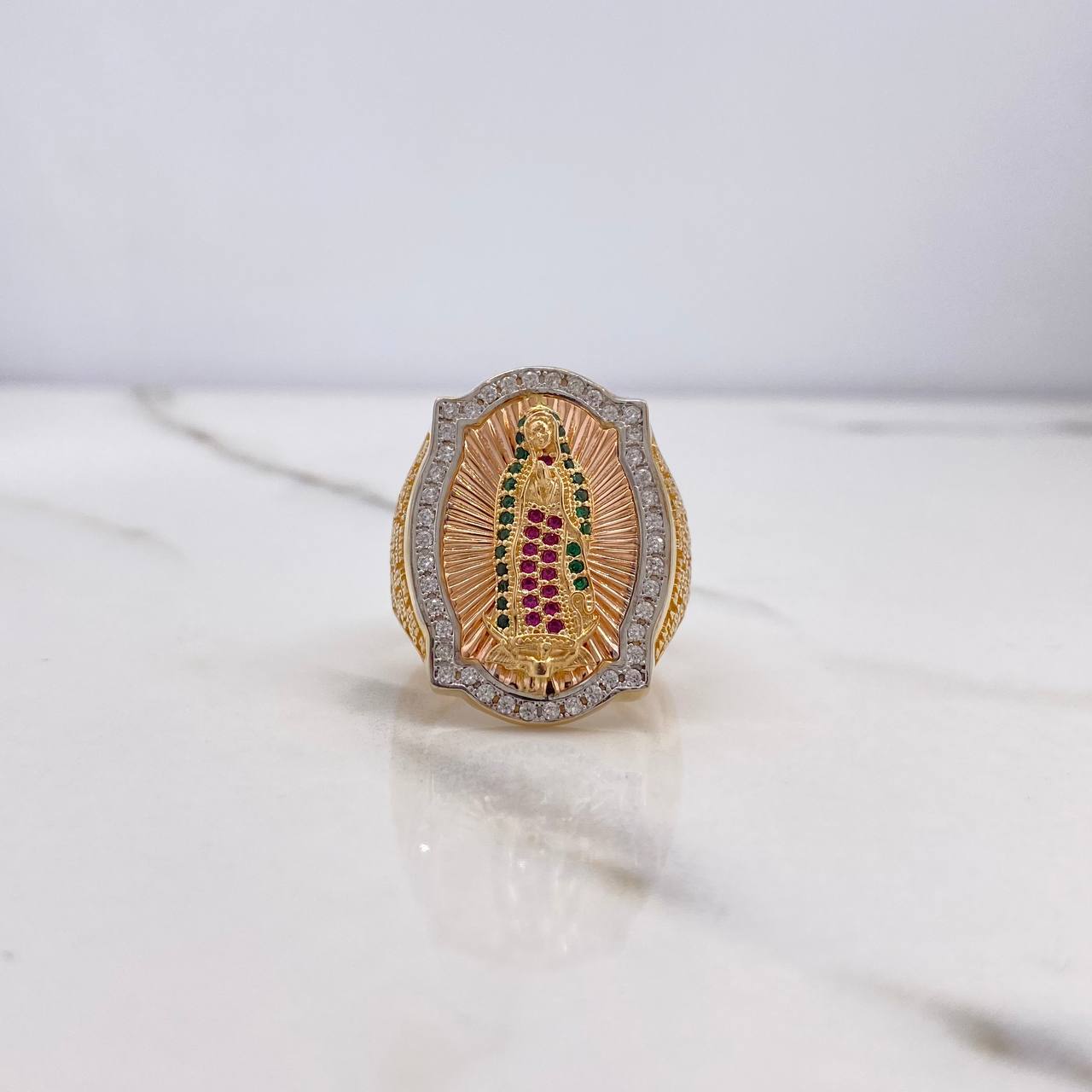 Anillo Virgen Guadalupe 15.65gr / T10 3/4 / Circones Blancos Verdes Fucsias Tres Oros $