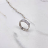 Anillo Tres Lineas 3.3gr / T6 1/2 / Circones Blancos Oro Blanco $