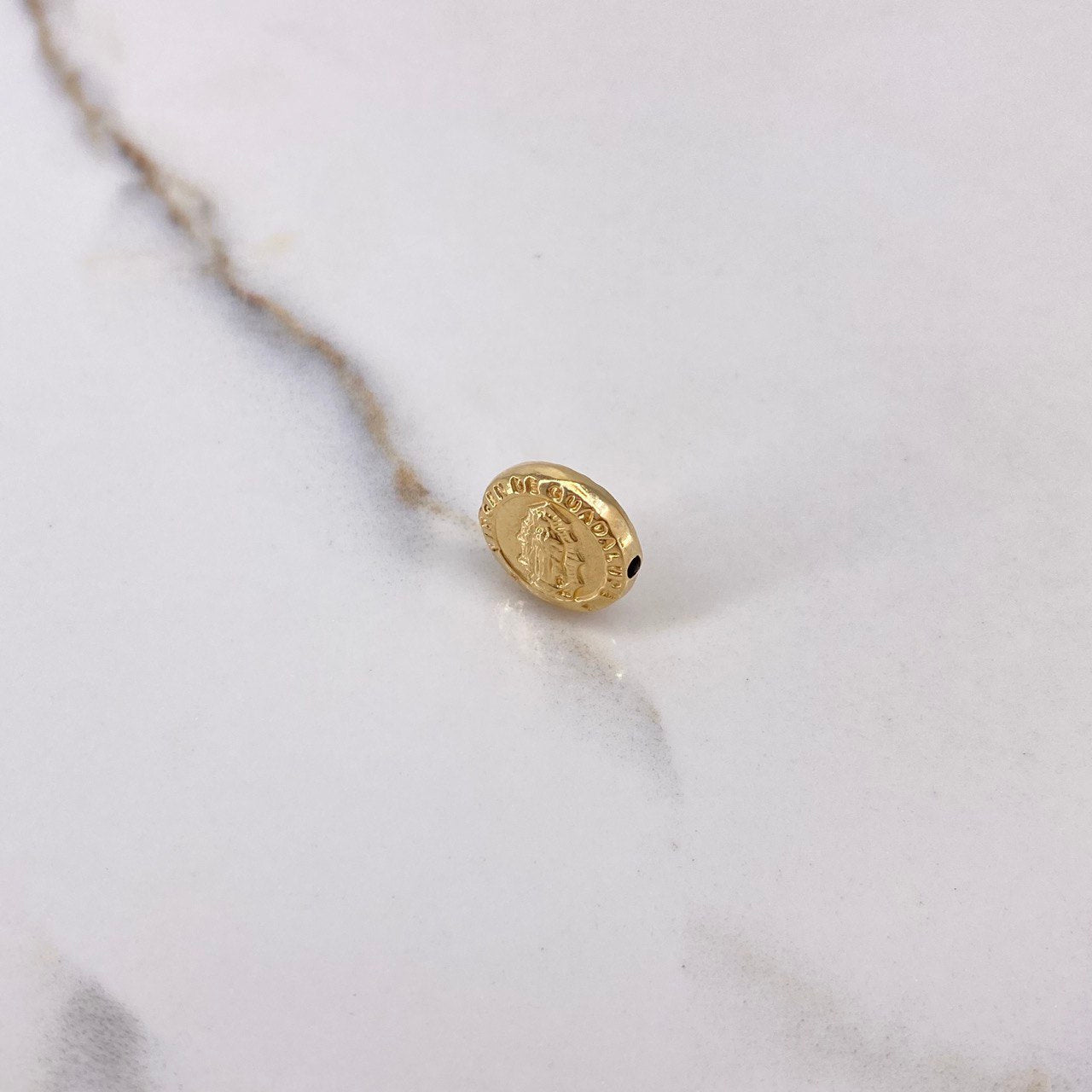Herraje Virgen de Guadalupe Tambor 0.75gr / 1.2cm / Troquelado Oro Amarillo $