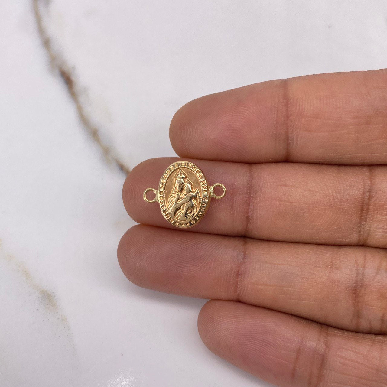 Herraje Virgen Del Carmen 0.8gr / 1.5cm / Troquelado Dos Oros Amarillo Rosa $