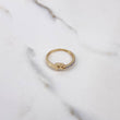 Anillo Fe 1.8gr / T6 1/4 / Circones Blancos  Dos Oros Amarillo Blanco $
