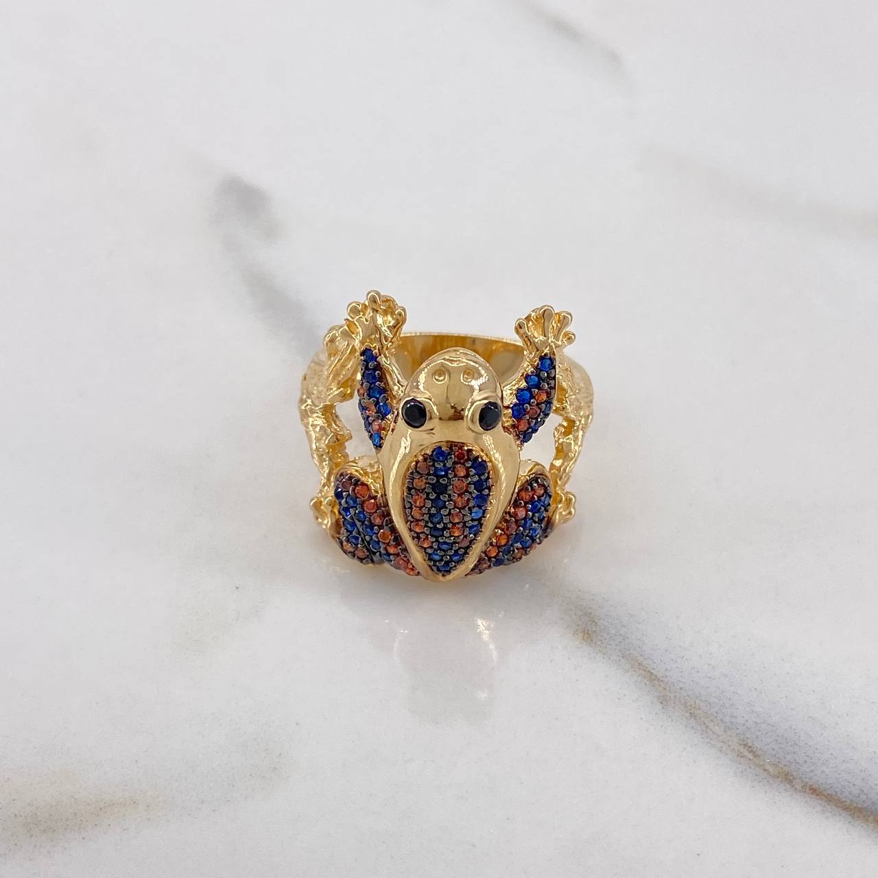 Anillo Rana 8.6gr / T6 1/2 / Circones Azules Naranjas Negros Oro Amarillo $