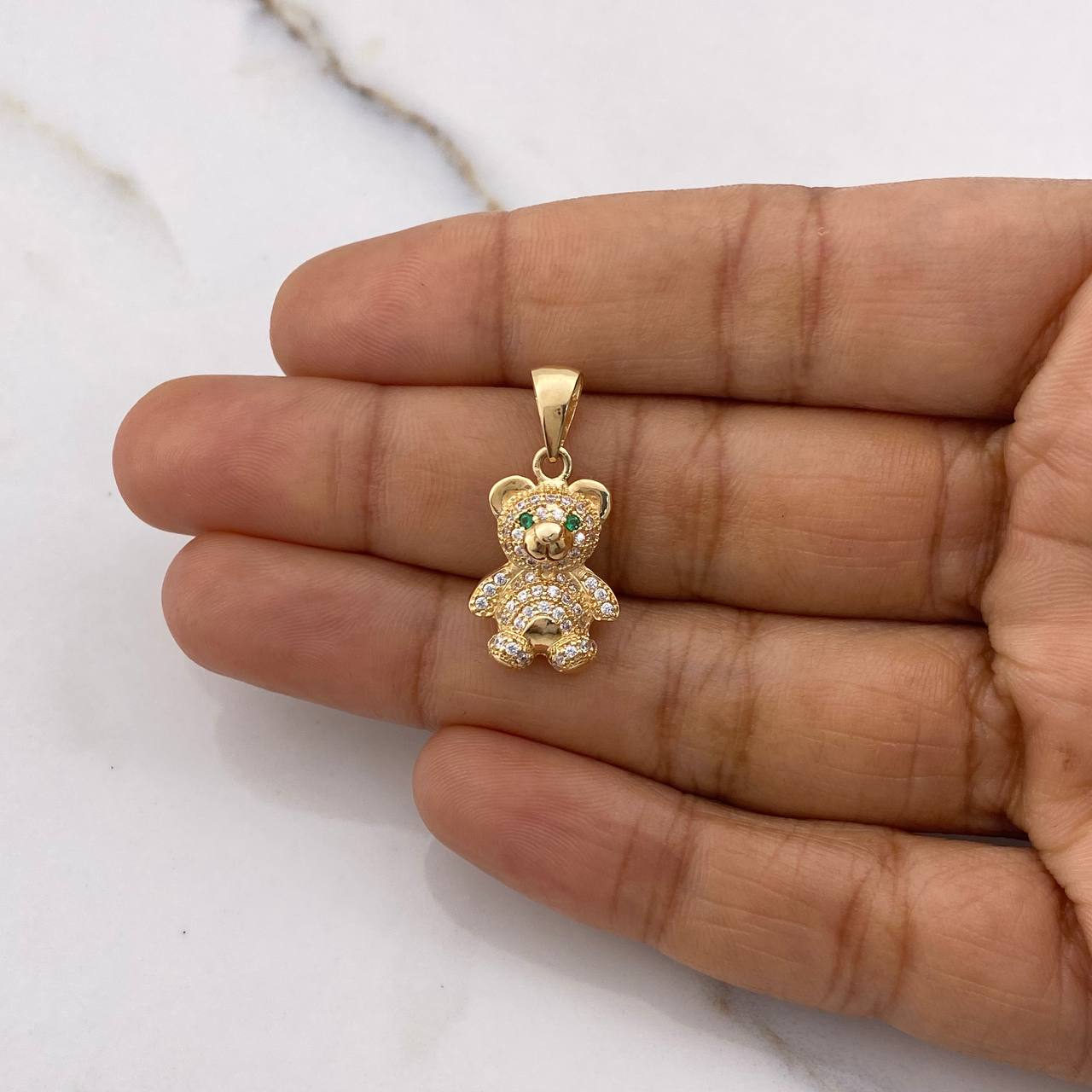 Dije Oso 3.4gr / 2.5cm / Circones Blancos Verdes Oro Amarillo $