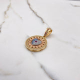 Dije Medalla Corazon BV 11.9gr / 4.5cm / Circones Blancos Azules Fucsias Tres Oros $