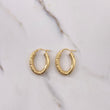 Candongas Fanny 4.05gr / 2.7cm / Lisas Puntillada Oro Amarillo $
