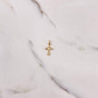 Dije Cruz Silueta 0.75gr / 2cm / Circones Blancos Oro Amarillo &