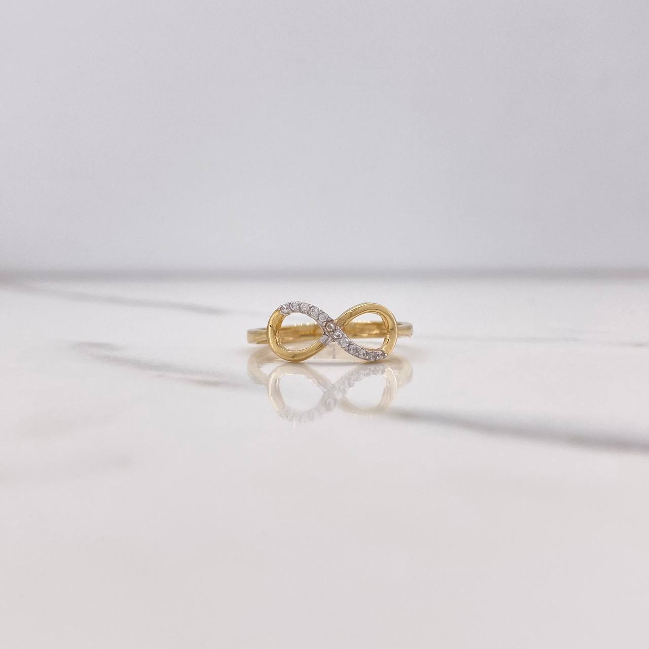 Anillo Infinito 1.7gr / T6 1/2 / Circones Blancos Dos Oros Amarillo Blanco &
