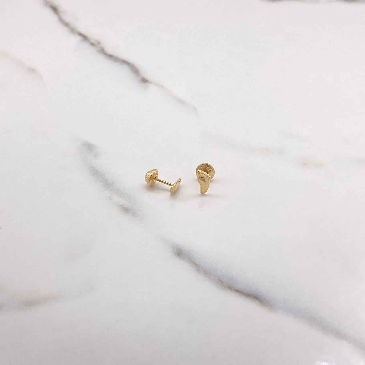 Topos Pies 0.4gr / Lisos Oro Amarillo 18K &