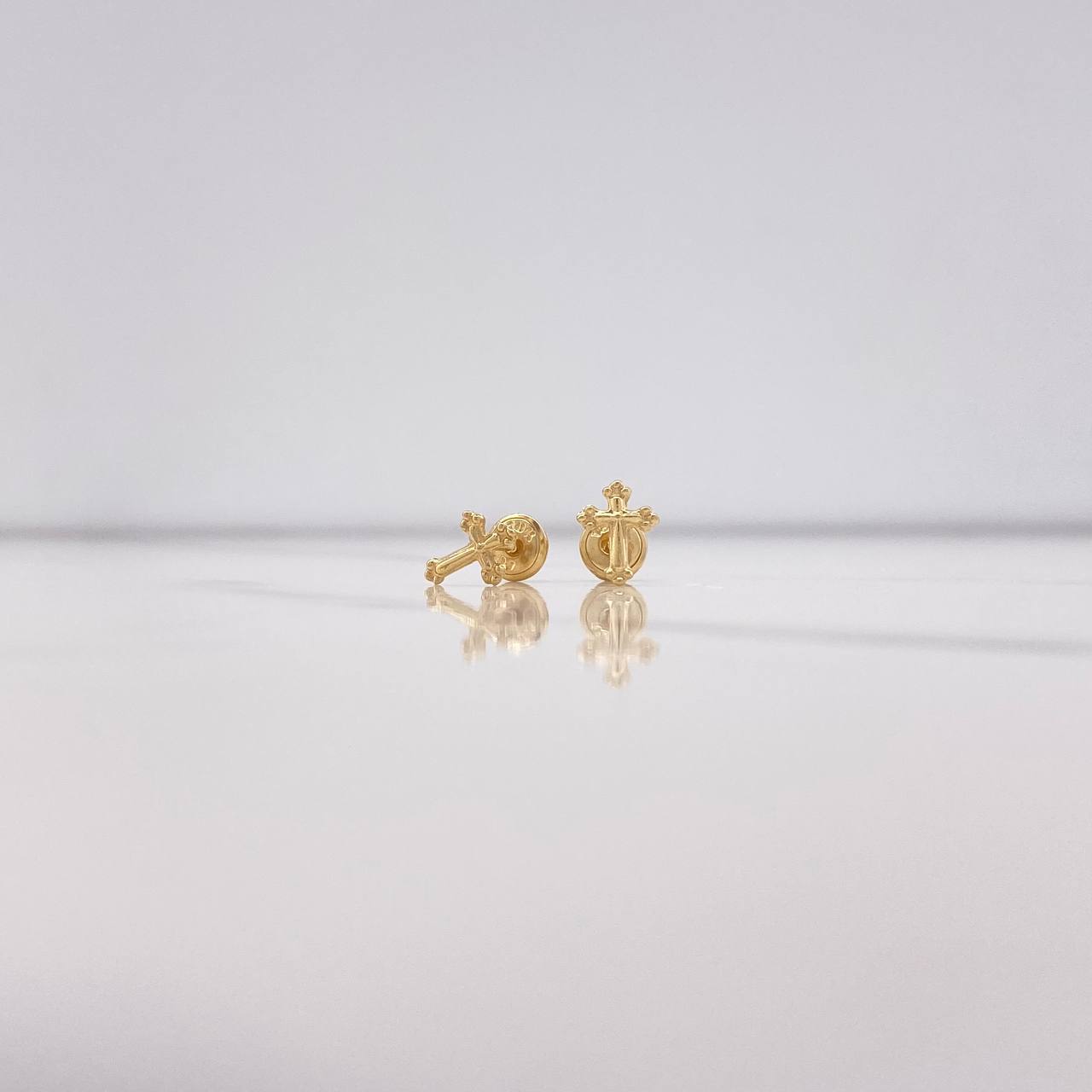 Topos Cruz Gotica 0.55gr / Oro Amarillo &