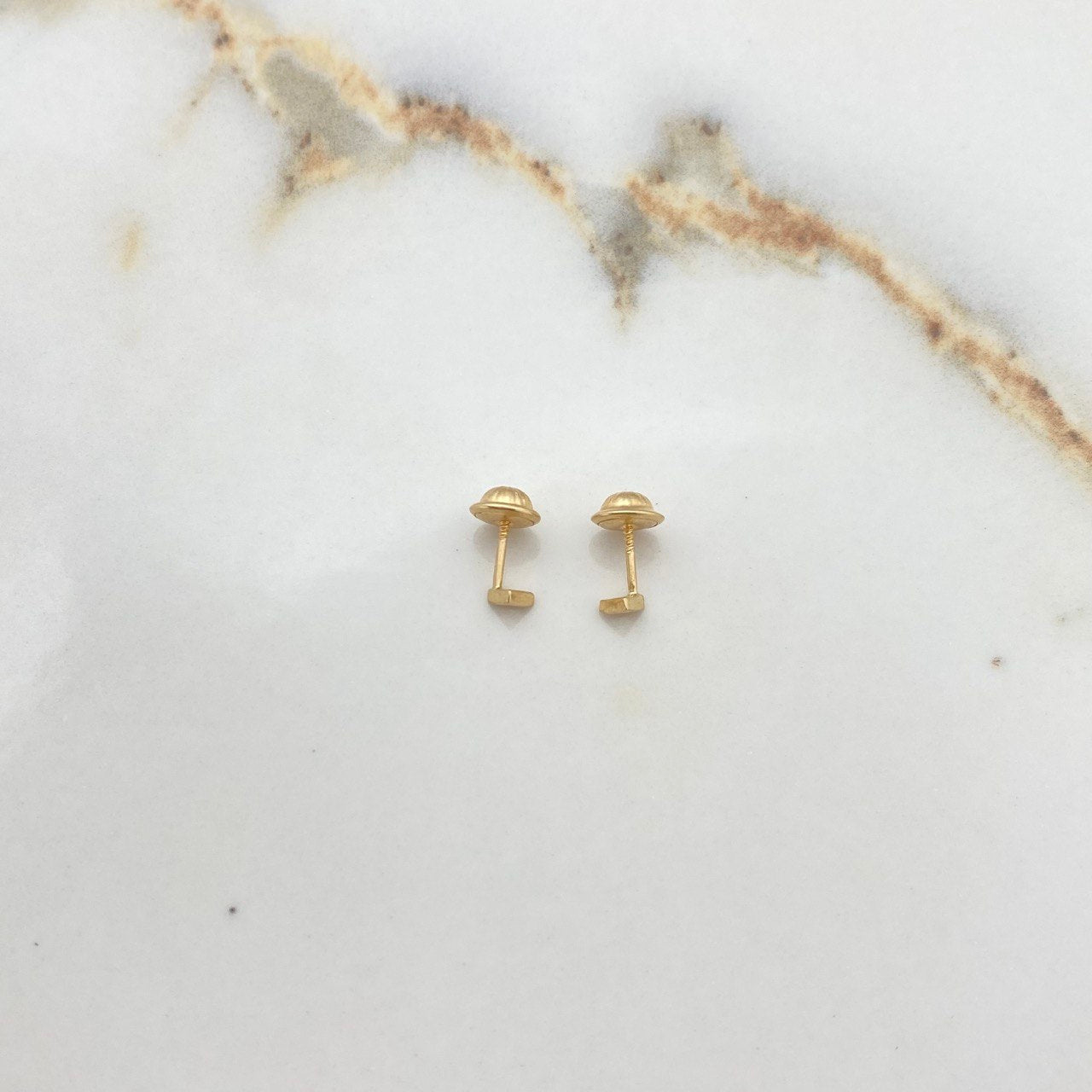 Topos Triangulo 0.5gr / Lisos Oro Amarillo $