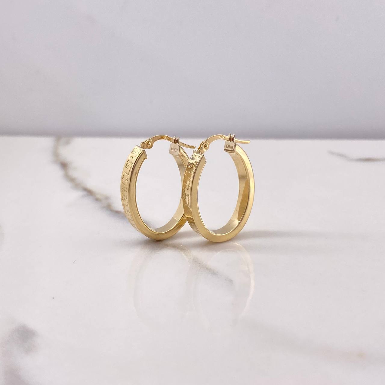Candongas Tribal 2.85gr / 2.5cm / Ovaladas Oro Amarillo $