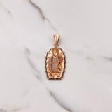 Dije Virgen de Guadalupe 14.65gr / 5.1cm / Circones Blancos Negros Oro Rosa $