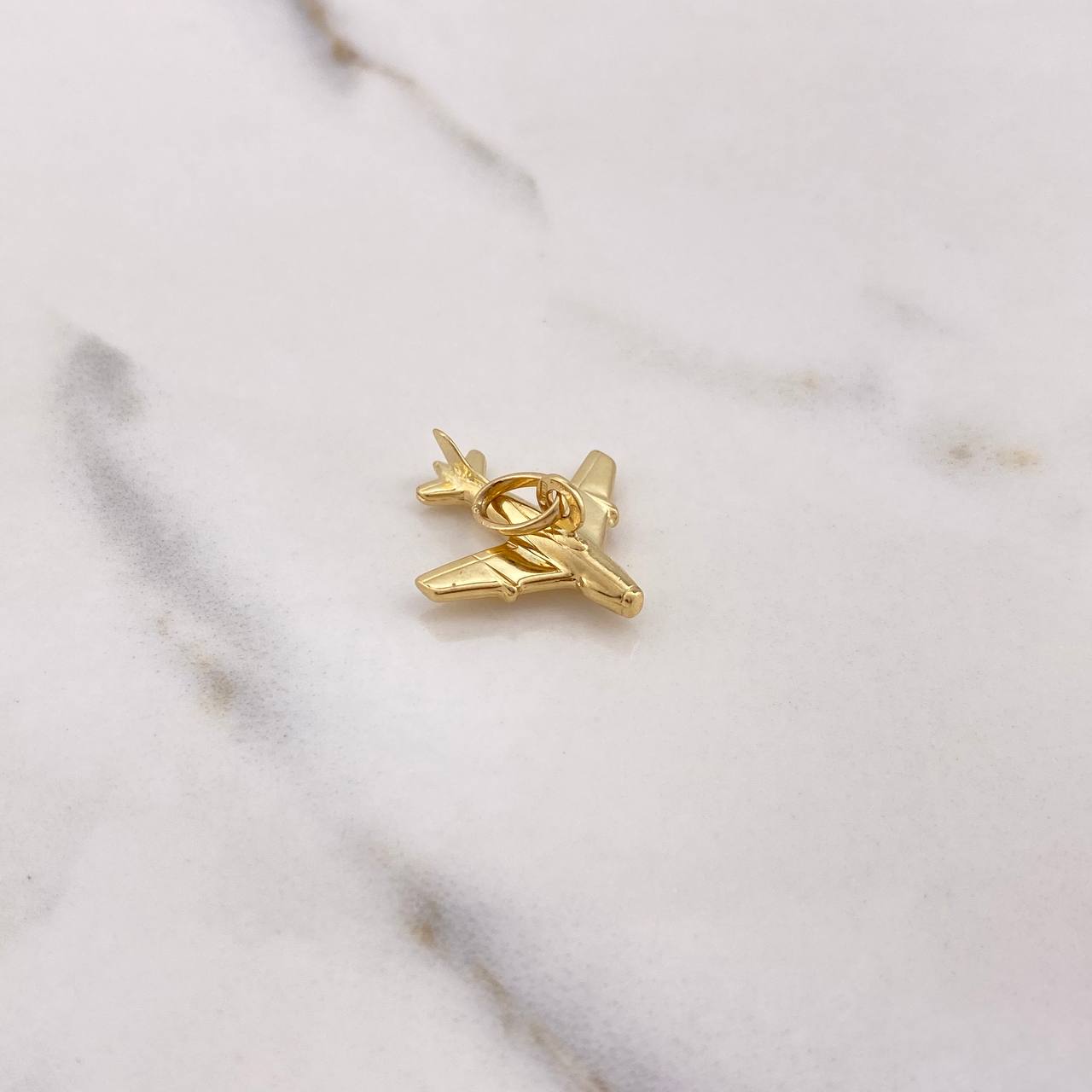 Dije Avion 2gr / 2cm / Liso Oro Amarillo $