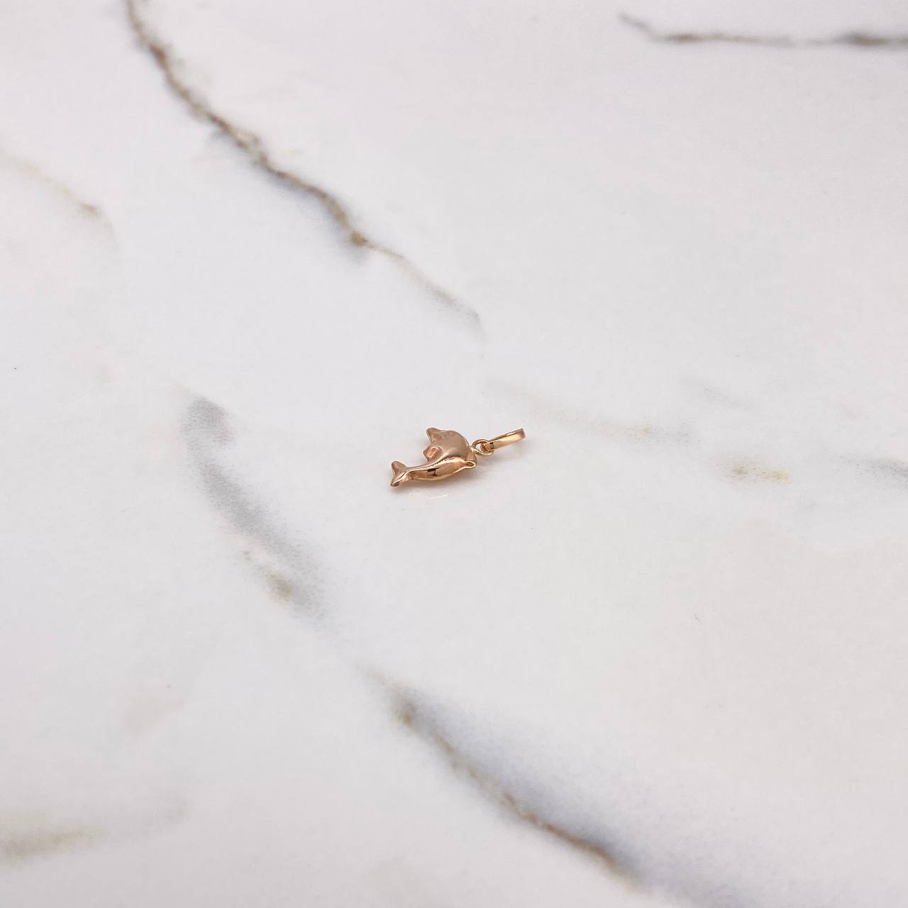 Dije Delfin 0.4gr / 1.8cm / Liso Oro Rosa $