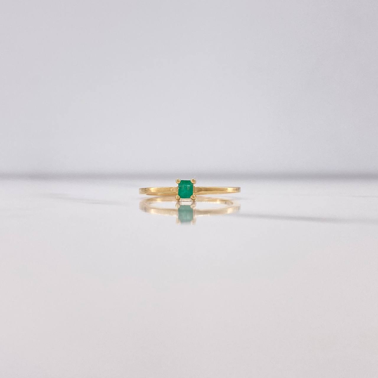 Anillo Solitario Cuadrado 1.85gr / T6 3/4 / Esmeralda 23 Qts Oro Amarillo (Joya) &