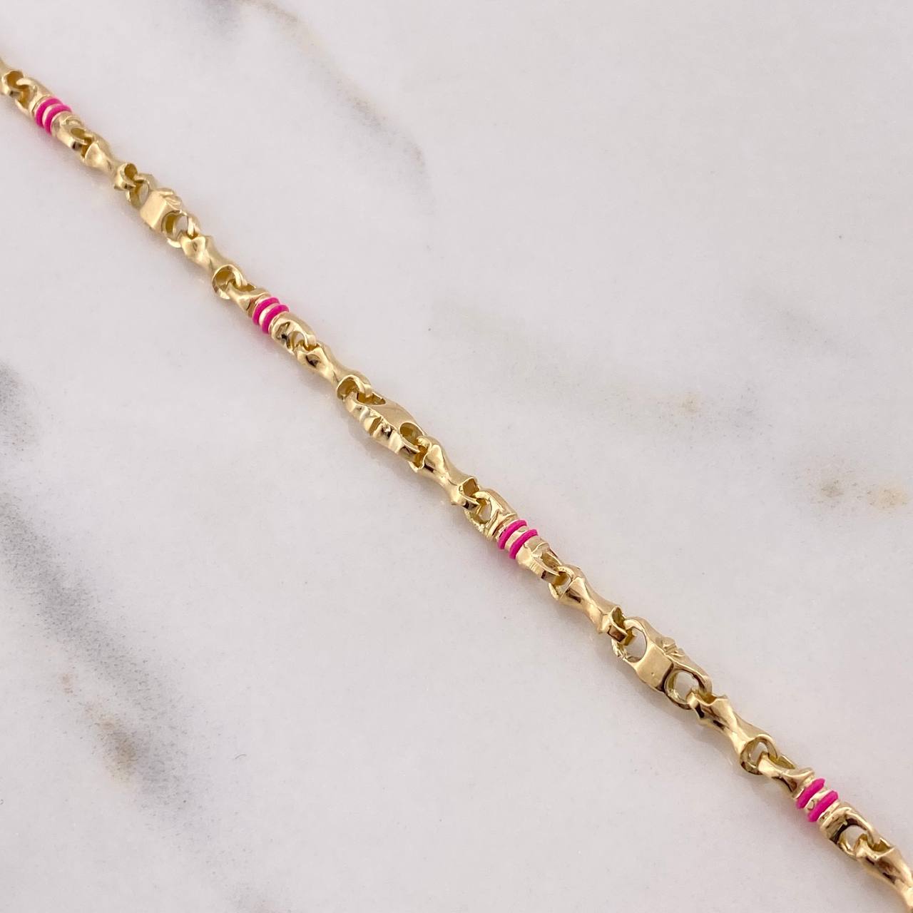 Pulso Rustico Tornillos 8.7gr / 19cm / 4mm Cauchos Fucsias Oro Amarillo $