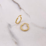 Candongas Yuri 1gr / 1.6cm / Rayadas Entorchadas Oro Amarillo &