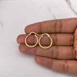 Candongas Maribel 1.45gr / 2cm / Rayadas Oro Amarillo &