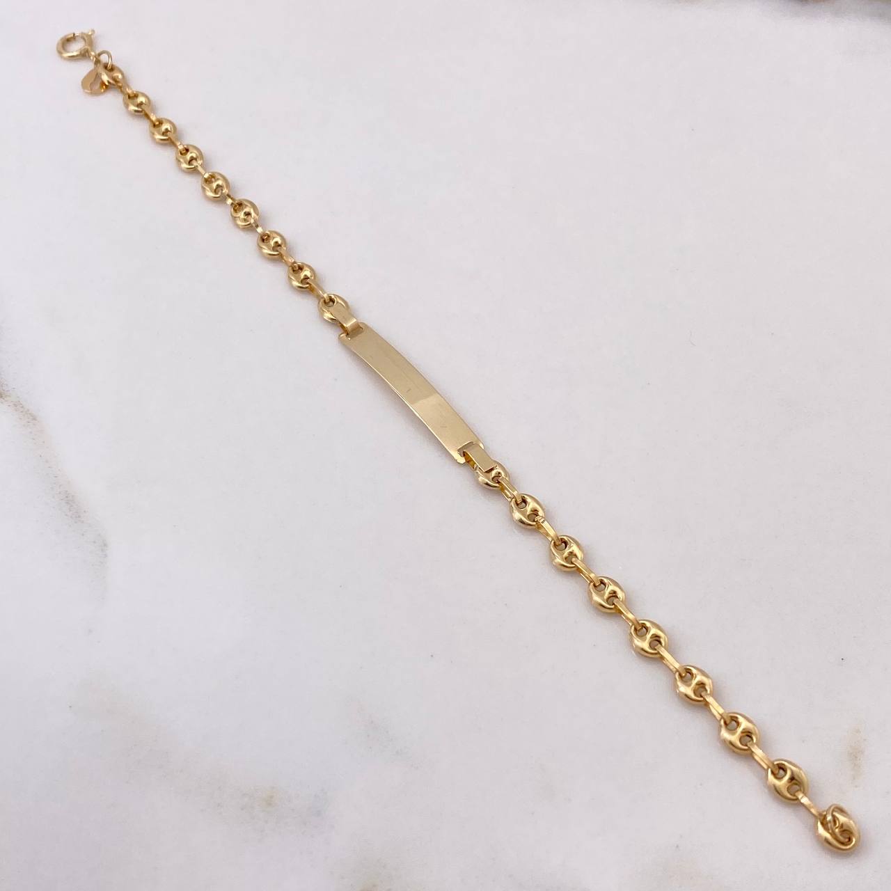 Pulso Bebé GC 1.75gr / 14cm / 4mm Placa Lisa Rectangular Oro Amarillo $