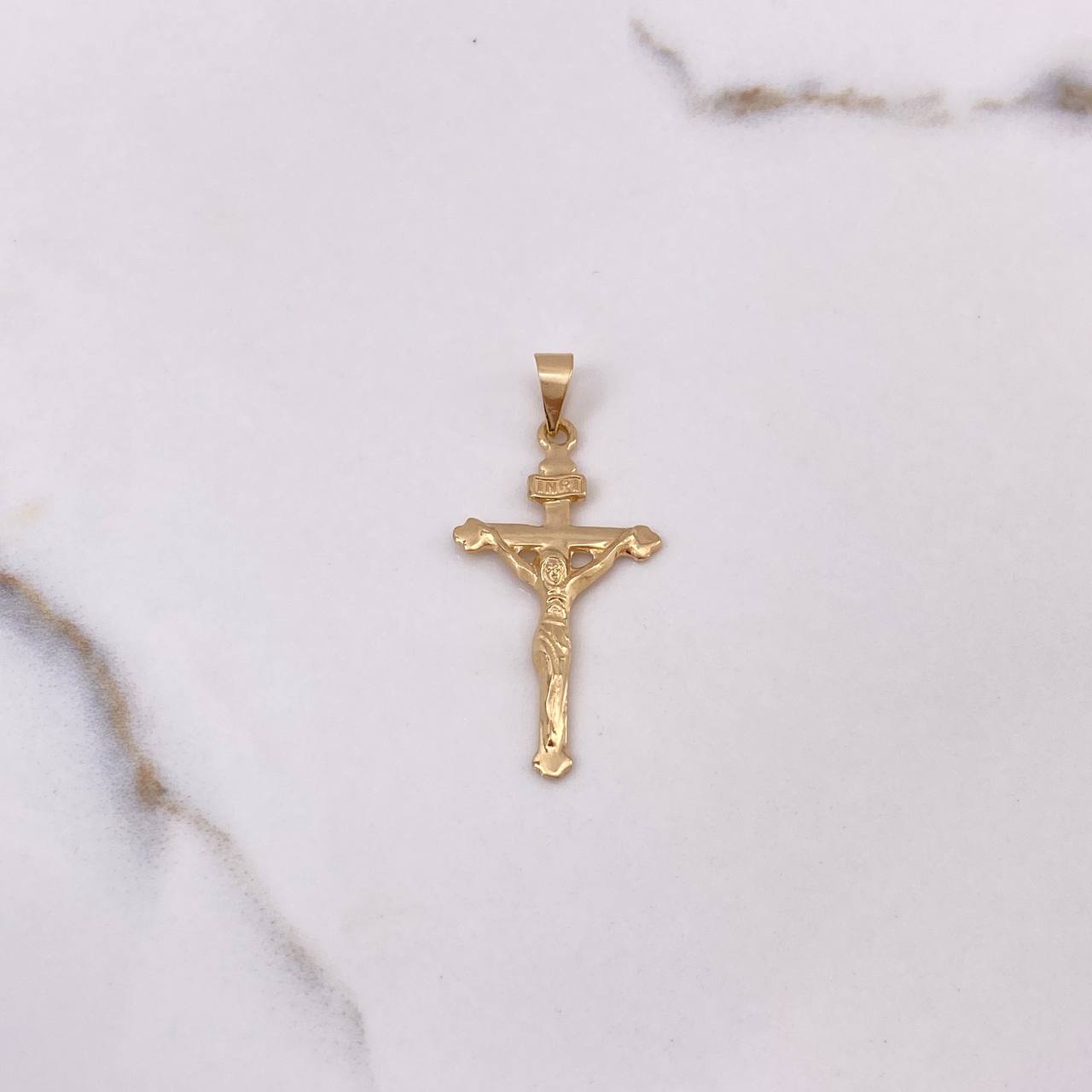 Dije Cruz Cristo 3.3gr / 4.2cm / Plana Oro Amarillo $