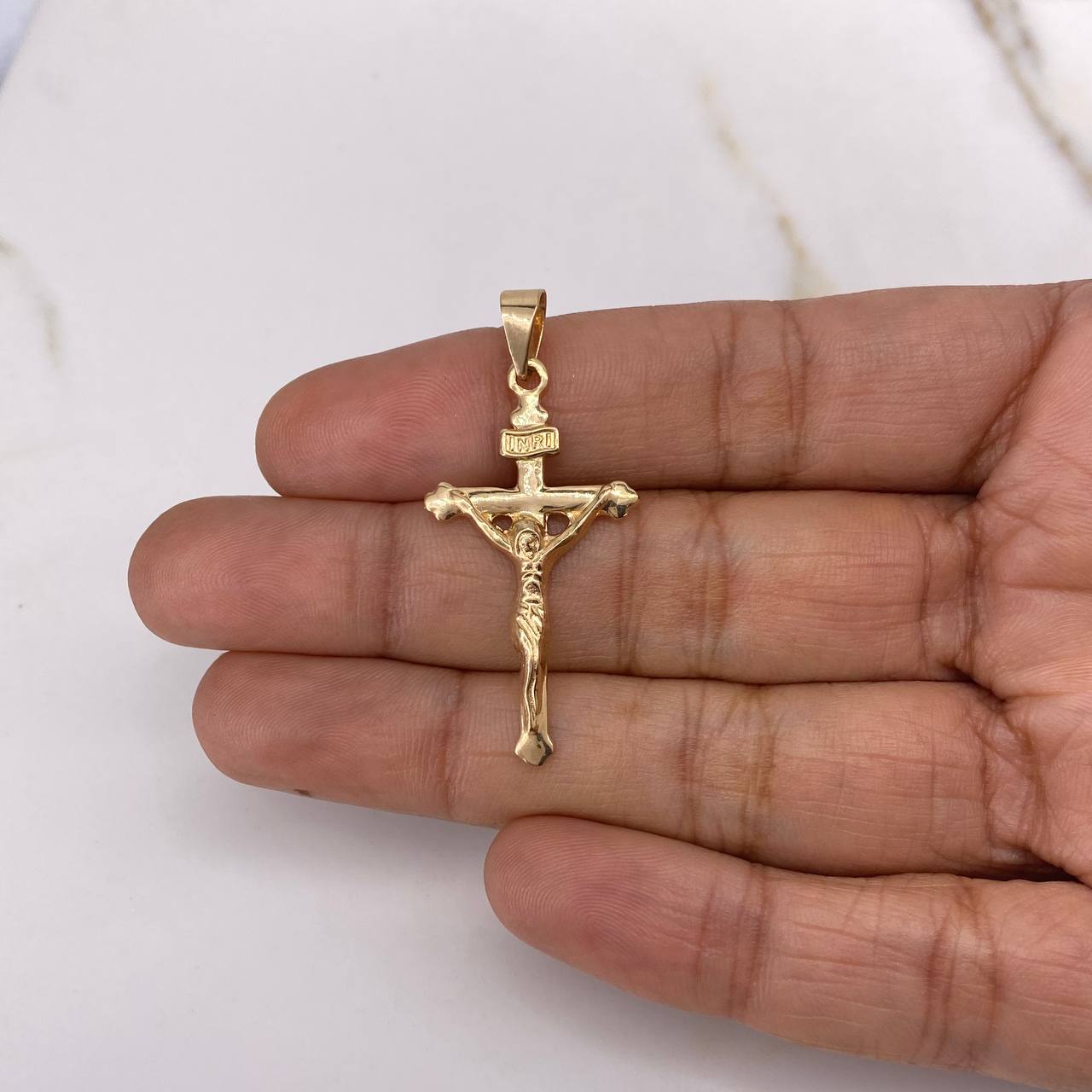 Dije Cruz Cristo 3.3gr / 4.2cm / Plana Oro Amarillo $