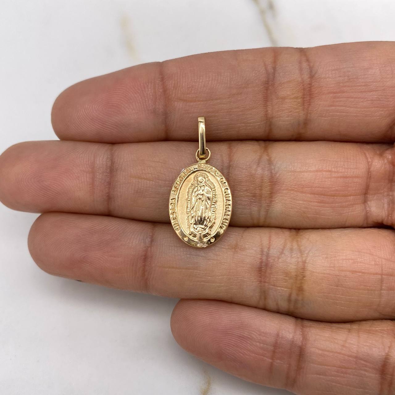 Dije Virgen de Guadalupe 0.95gr / 2.5cm / Troquelado Oro Amarillo $