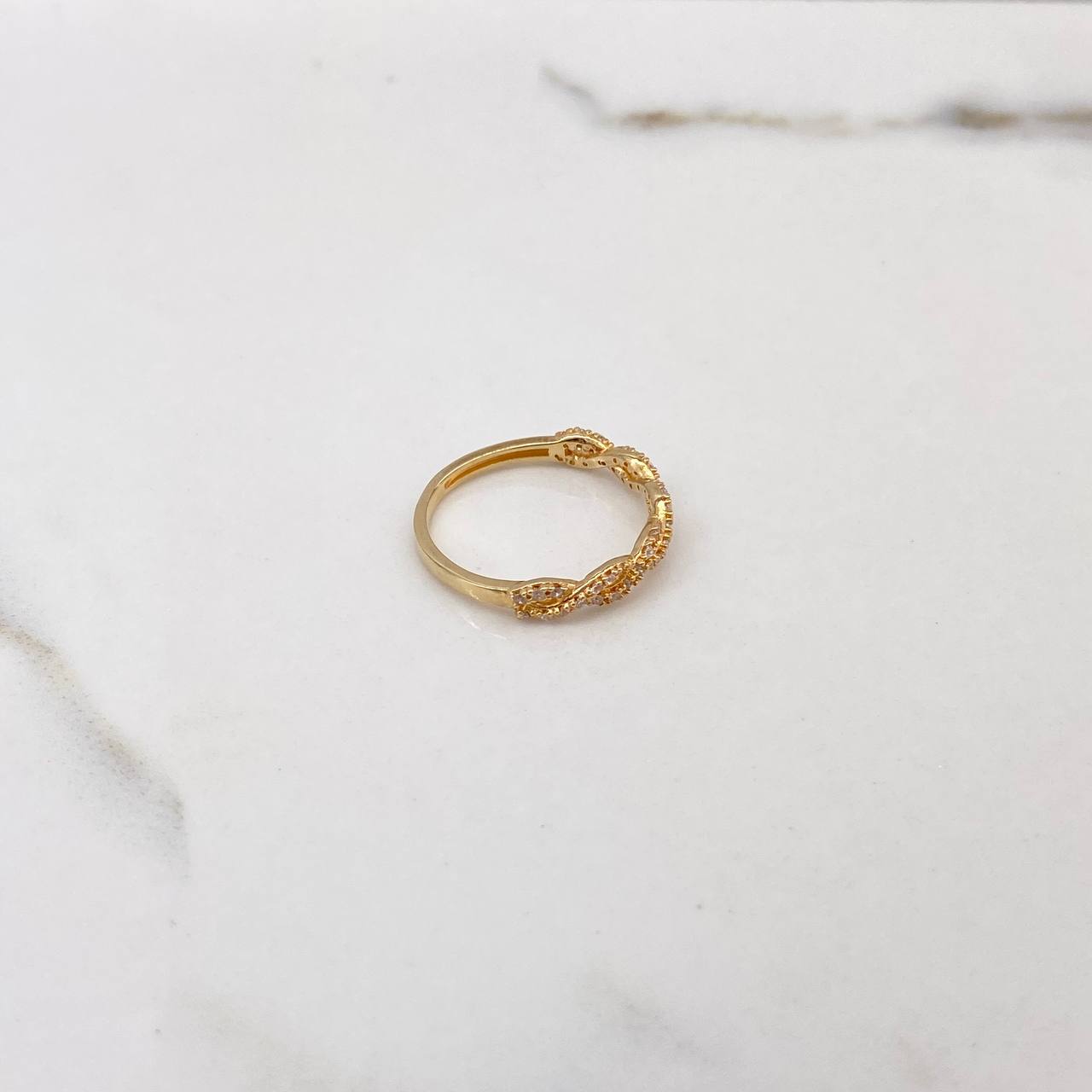 Anillo Ojos 2gr / T6 3/4 / Solitario Circones Blancos Oro Amarillo $