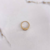 Anillo Corona Real 3.05gr / T5 1/4 / Circones Blancos Dos Oros Amarillo Blanco $
