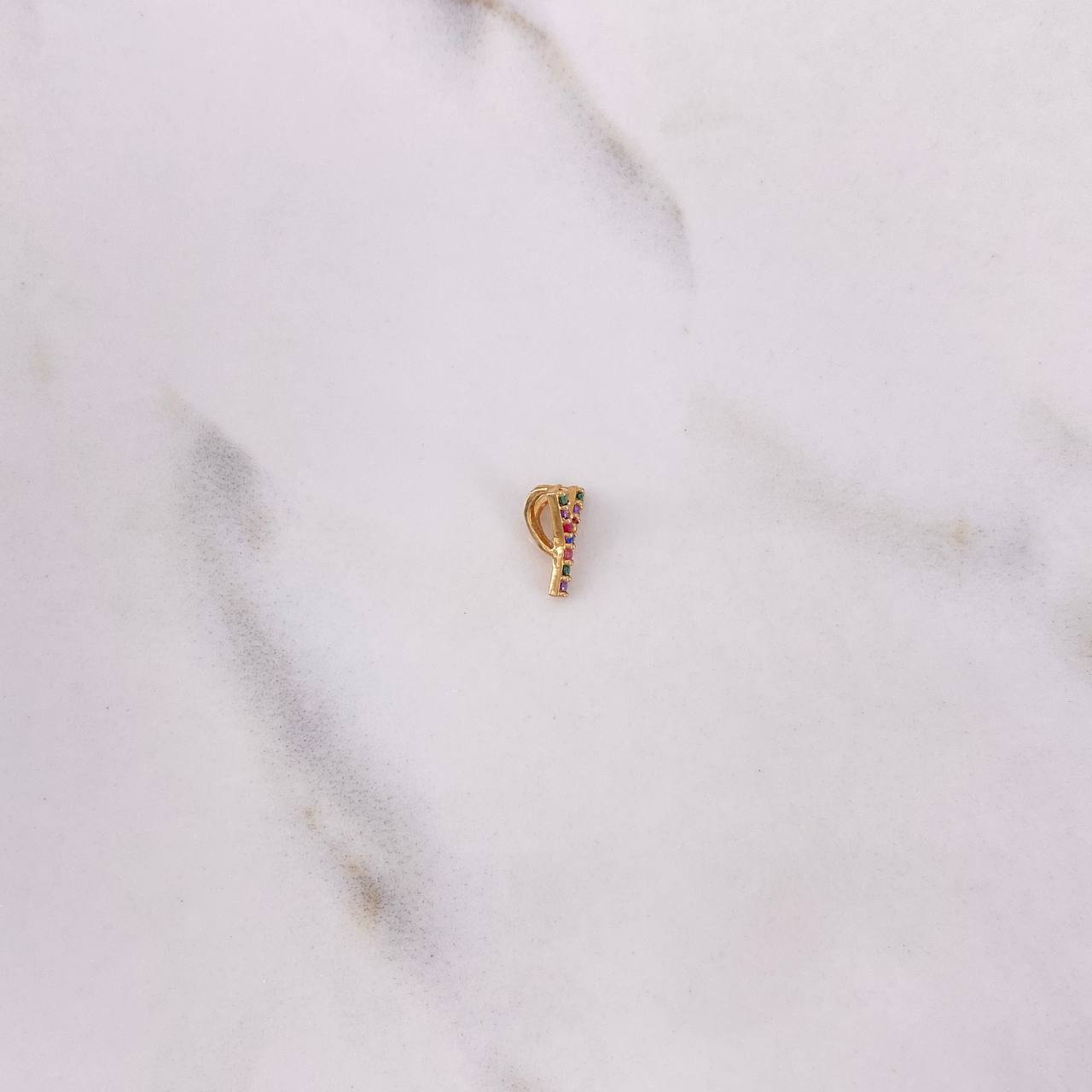 Dije Letra Y 0.3gr / 0.9cm / Circones Colores Oro Rosa &