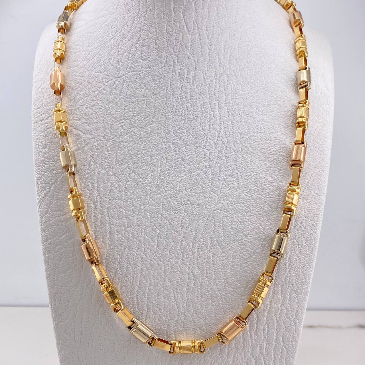 Cadena Rustica 31.45gr / 70cm / 6mm Barril Escamado Tres Oros $