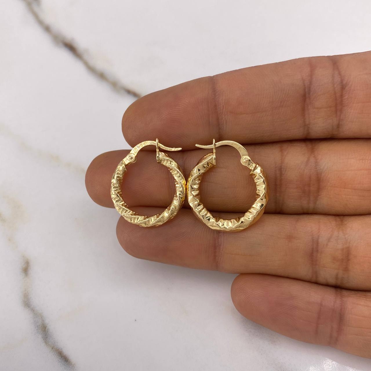 Candongas Majo 1.9gr / 2cm / Diamantada Oro Amarillo $