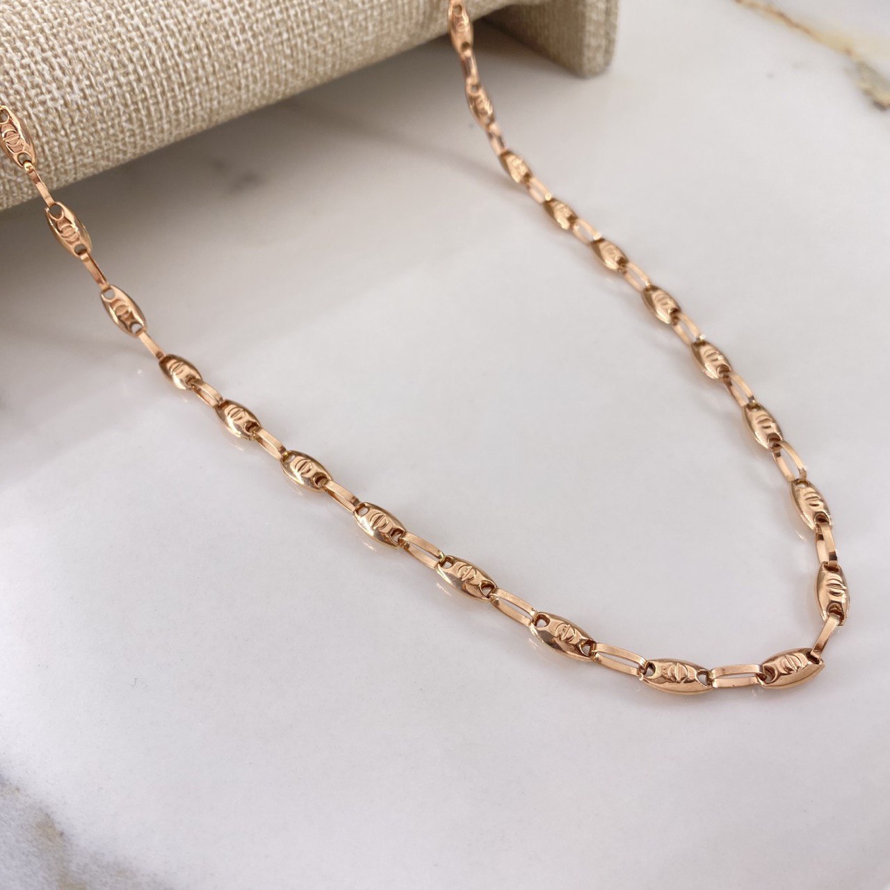 Cadena Rustica 10.8gr / 65cm / Barril Liso Tornillo Oro Rosa $