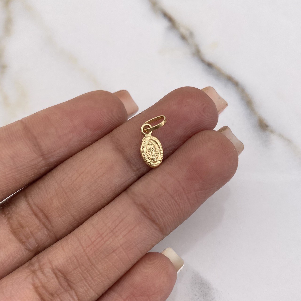 Dije Virgen Guadalupe 0.2gr / 1.2cm / Troquelado Oro Amarillo &
