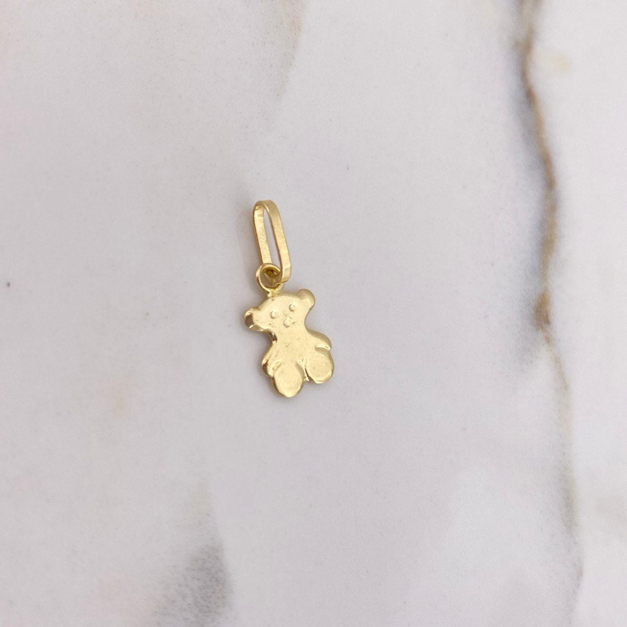 Dije Oso Ts 0.45gr / 1.6cm / Liso Oro Amarillo &